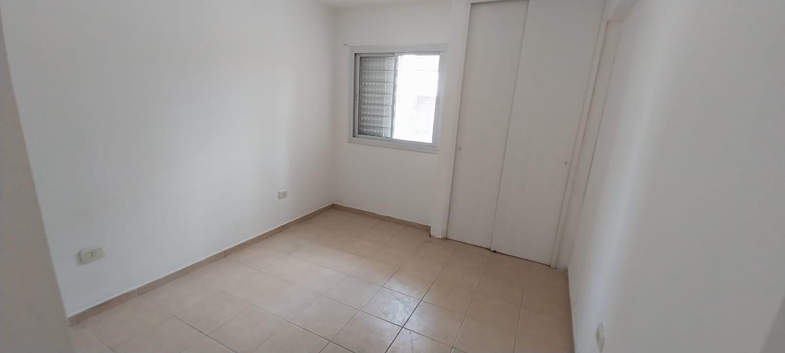 DEPARTAMENTO EN ALQUILER A UNA CUADRA DE AV. COLON EN CALLE AGUIRRE CAMARA