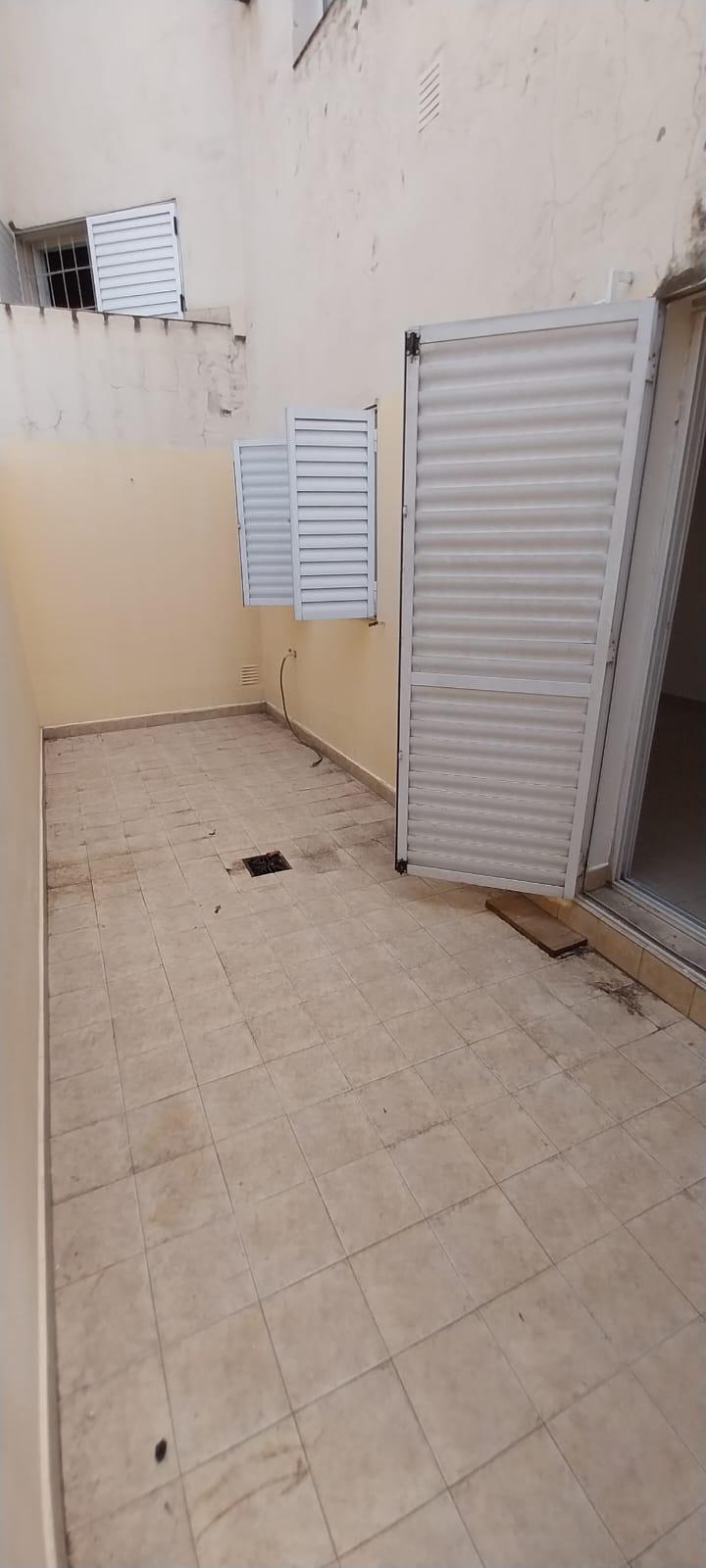 DEPARTAMENTO EN ALQUILER A UNA CUADRA DE AV. COLON EN CALLE AGUIRRE CAMARA