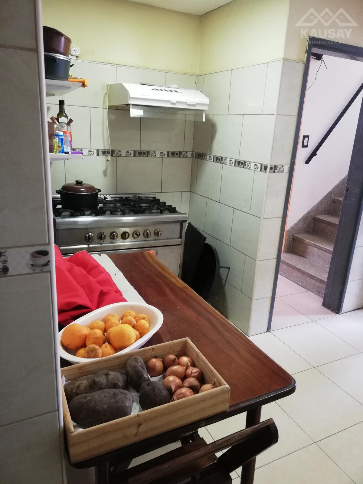 Oportunidad Única en Villa Cabrera: Casa  Oficina Independiente