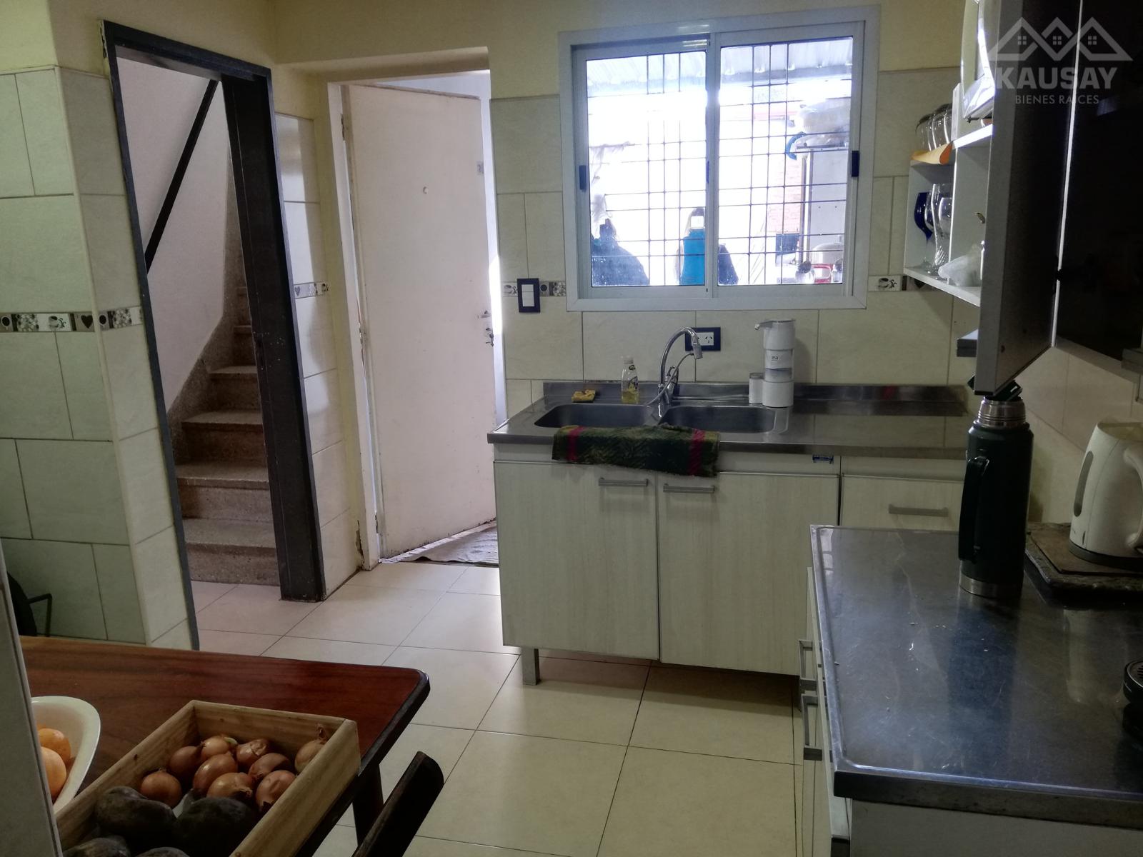 Oportunidad Única en Villa Cabrera: Casa  Oficina Independiente