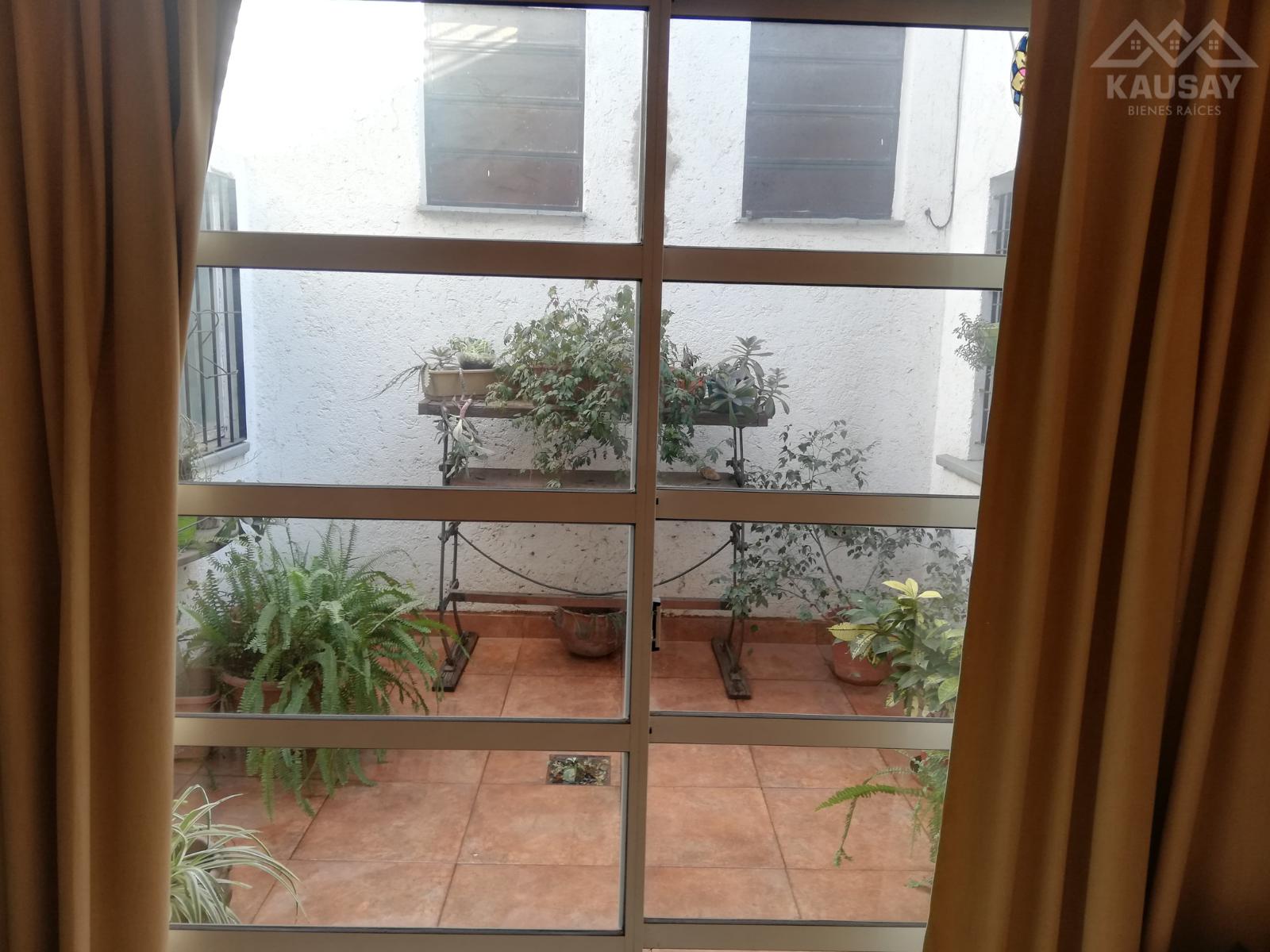 Oportunidad Única en Villa Cabrera: Casa  Oficina Independiente