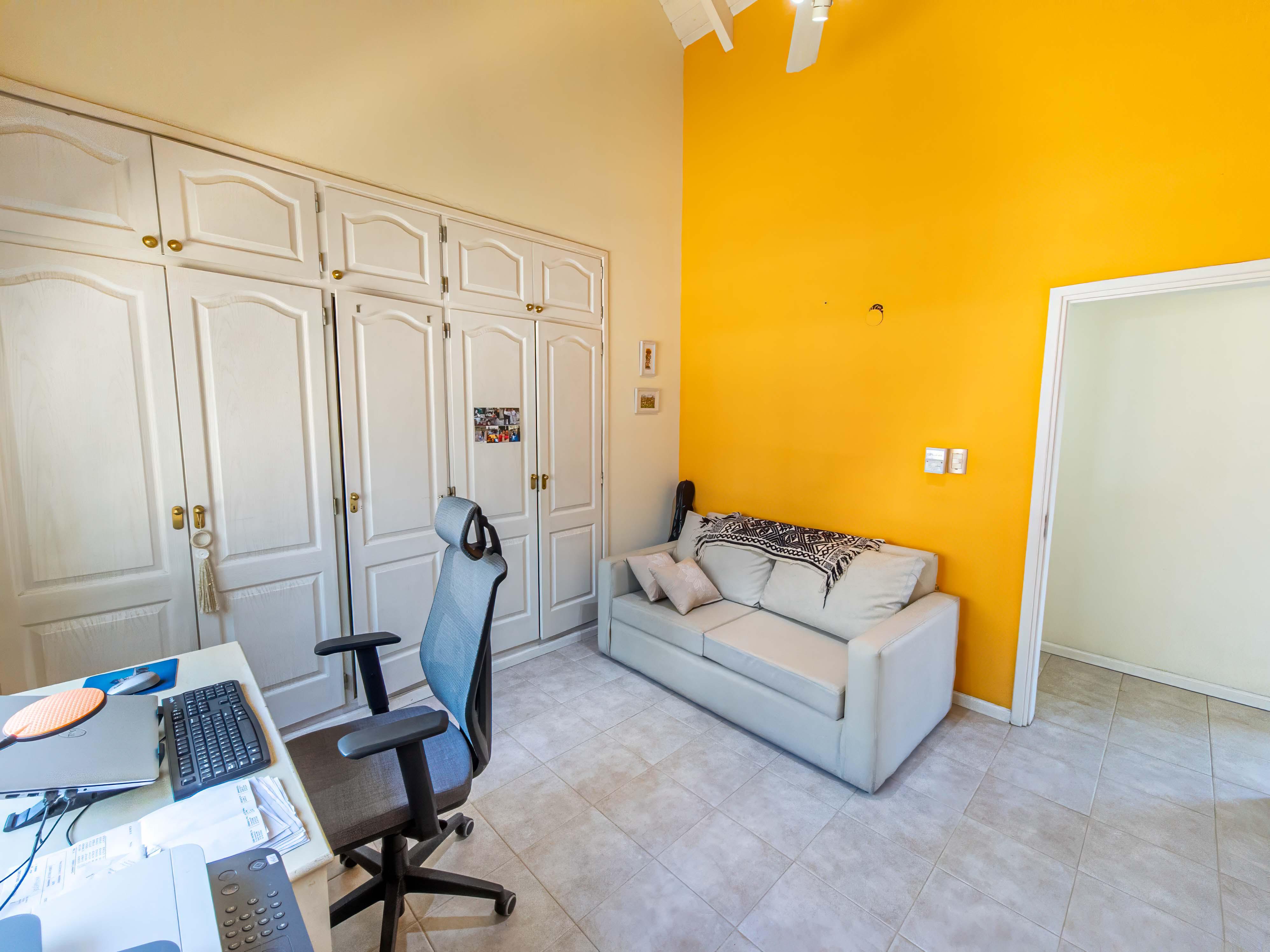 JOYA DE ARQUITECTURA EN COUNTRY JOCKEY CLUB CÓRDOBA  3 Dormitorios, Piscina y Lote Espectacular