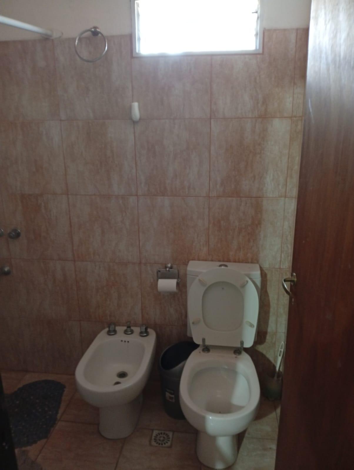 VENDO CASA EN ANISACATE - B LOS ALAGARROBOS