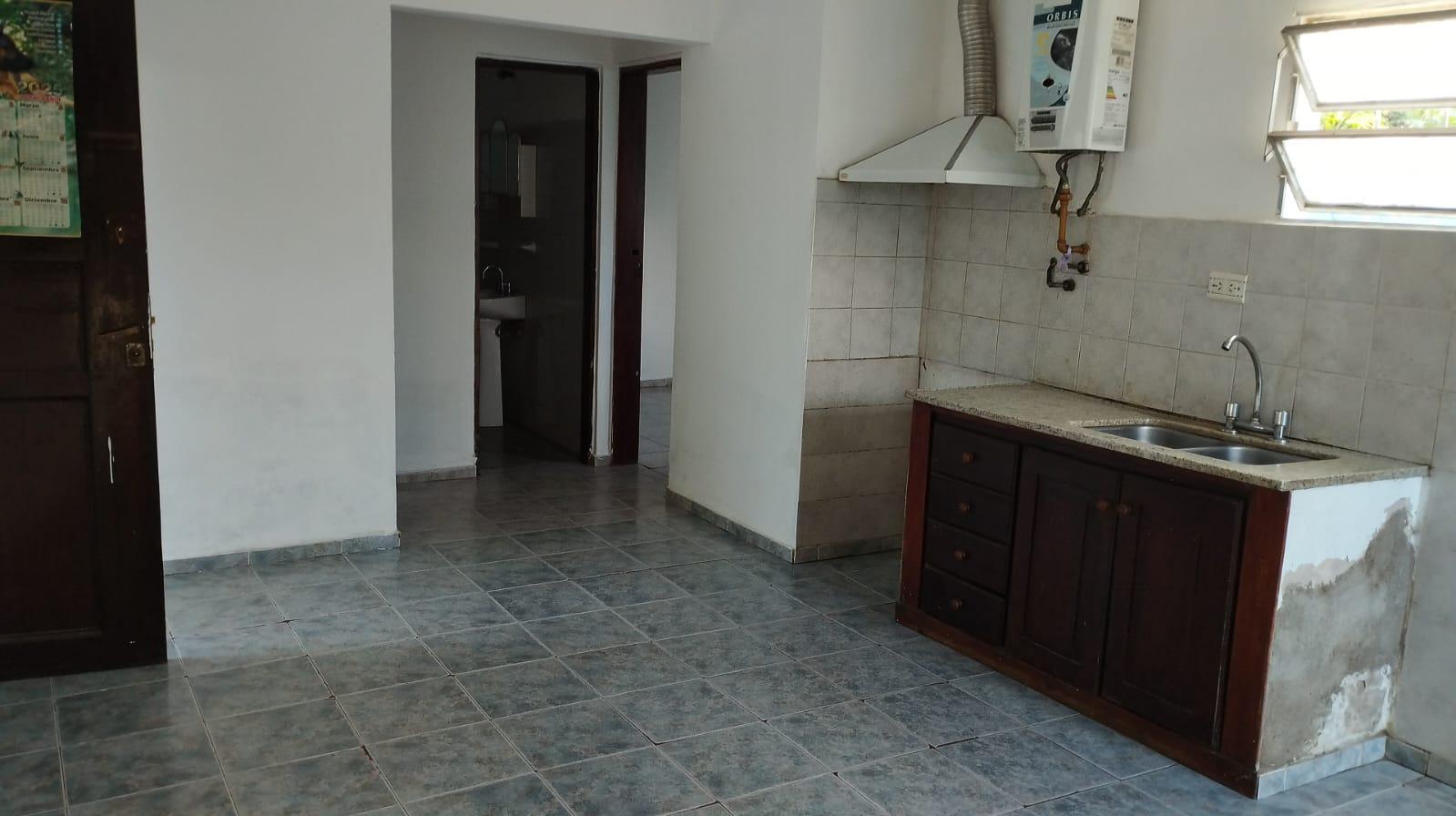 ALQUILO DEPARTAMENTO B CAMARA