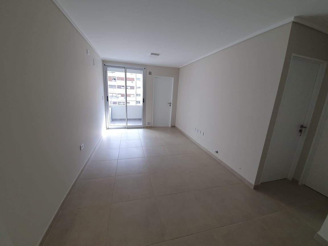 ALQUILER 1 dorm Centro a mts Municipalidad