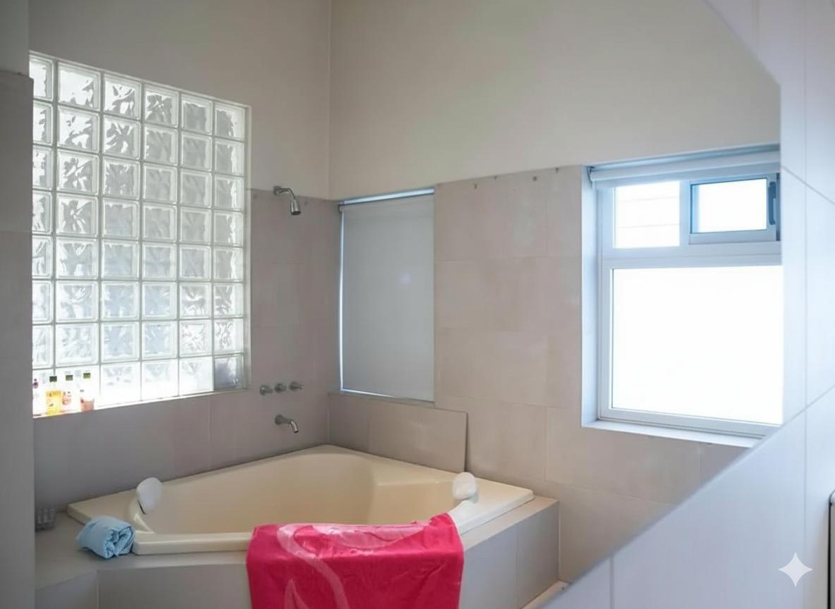 URCA CASA 4 DORM C PILETA - FIN COMERCIAL