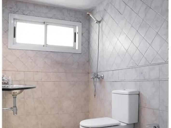 URCA CASA 4 DORM C PILETA - FIN COMERCIAL