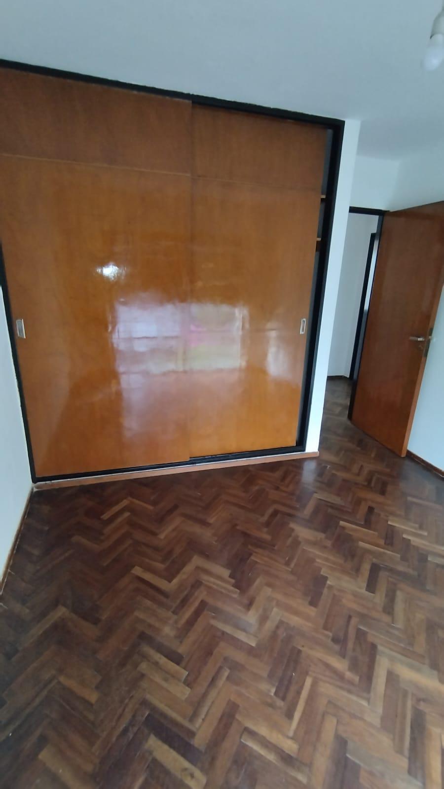 Ideal Estudiantes: 2 Dormitorios en Barrio Centro sobre Bv. Illia, a metros de Nueva Córdoba.