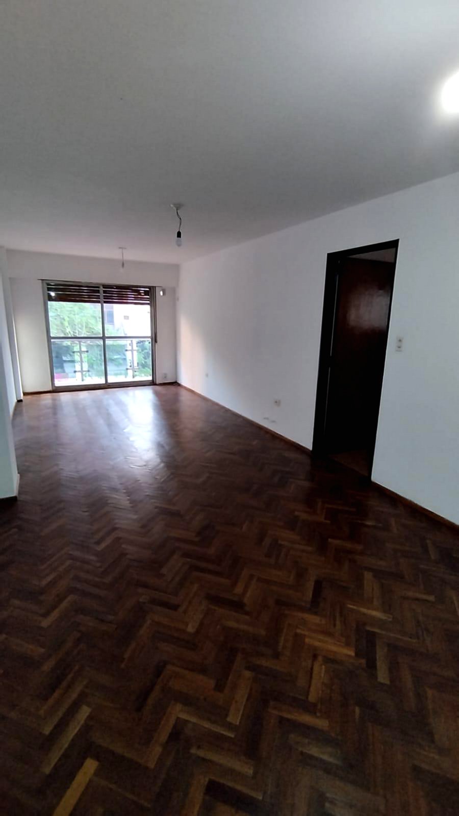 Ideal Estudiantes: 2 Dormitorios en Barrio Centro sobre Bv. Illia, a metros de Nueva Córdoba.