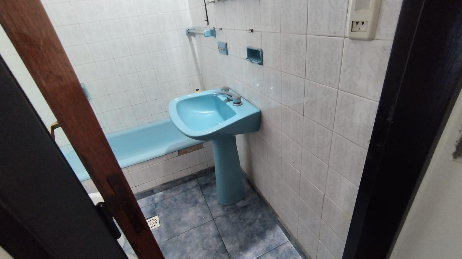 Ideal Estudiantes: 2 Dormitorios en Barrio Centro sobre Bv. Illia, a metros de Nueva Córdoba.