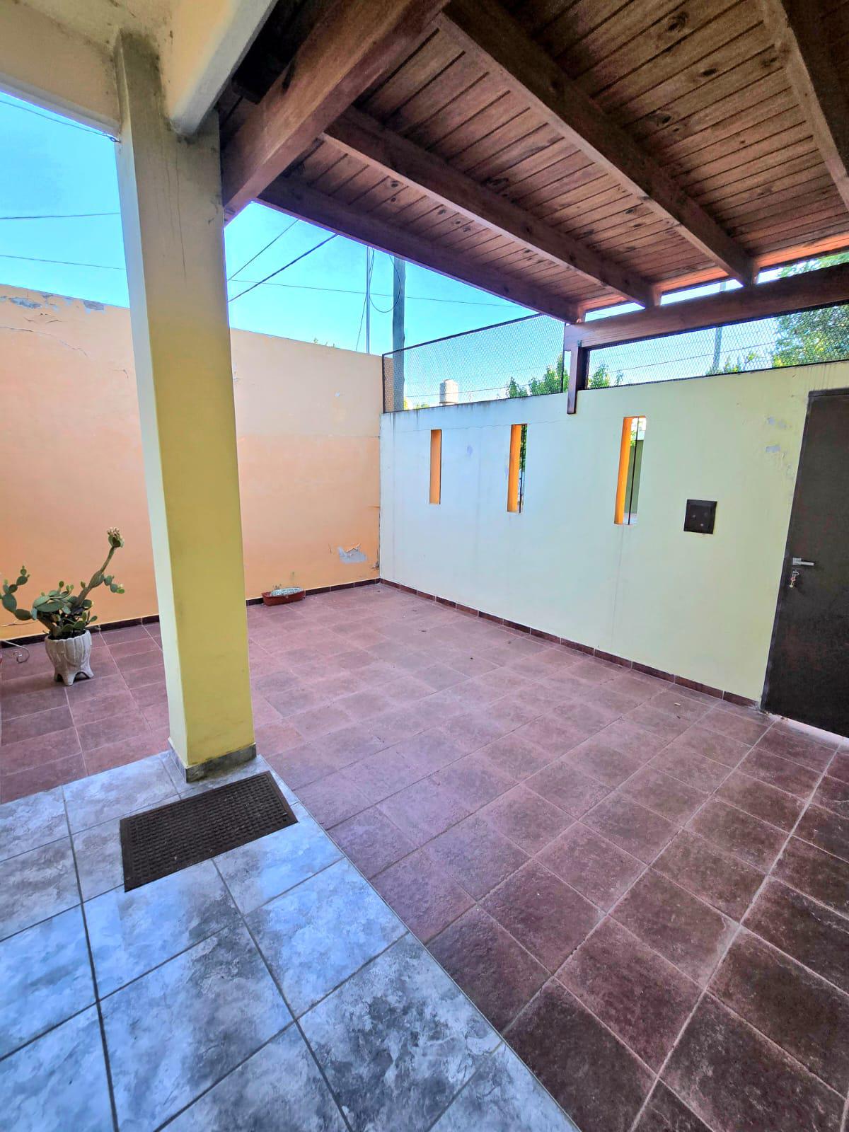 VENTA CASA 2 DORM. ALTO ALBERDI.CBA