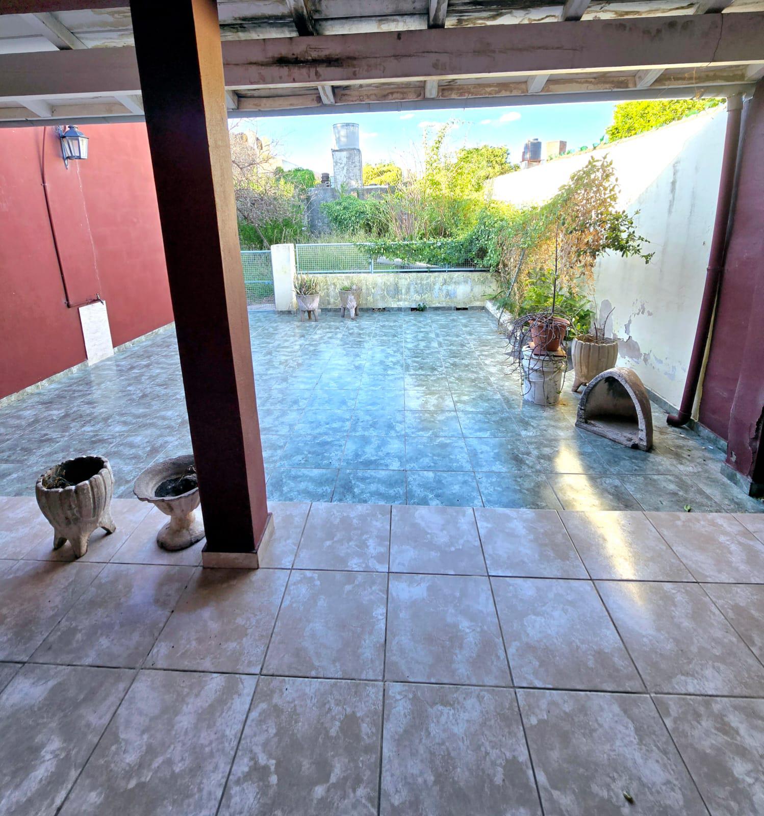 VENTA CASA 2 DORM. ALTO ALBERDI.CBA