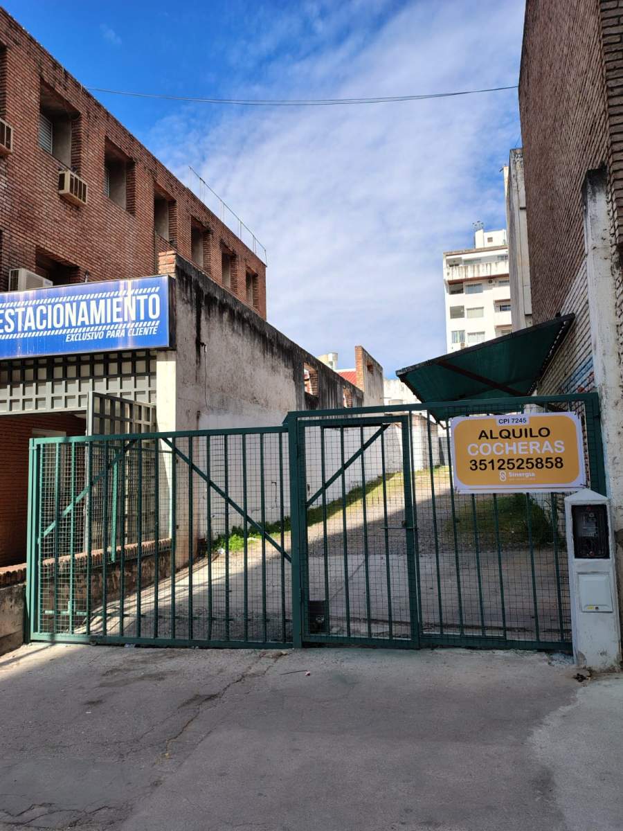 ALQUILER COCHERAS SOBRE BV SAN JUAN ZONA TRIBUNALES