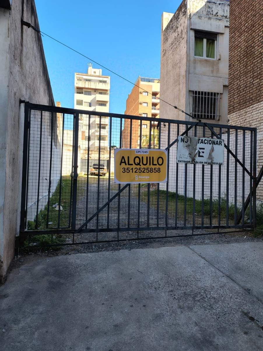 ALQUILER COCHERAS SOBRE BV SAN JUAN ZONA TRIBUNALES