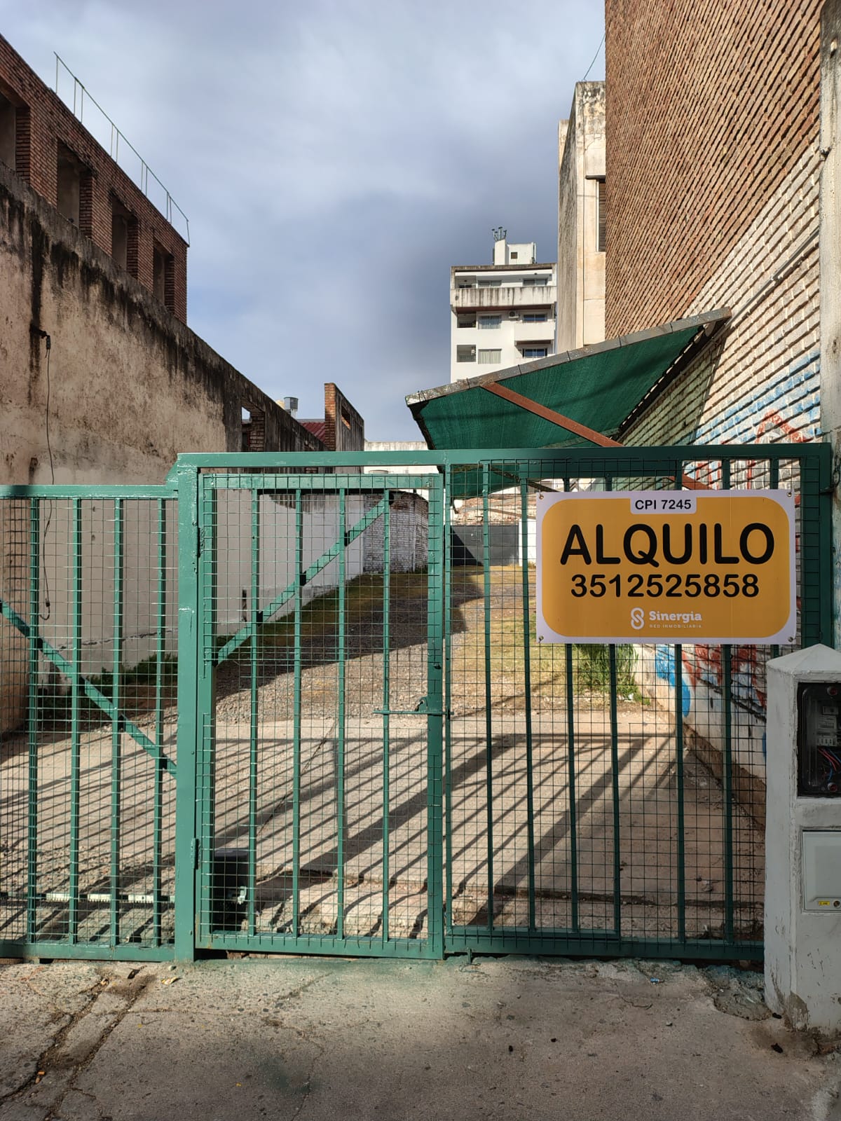 ALQUILER COCHERAS SOBRE BV SAN JUAN ZONA TRIBUNALES