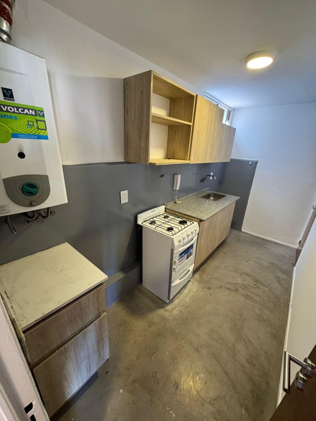 VENTA DE DEPARTAMENTO DOS DORMITORIOS NUEVA CORDOBA, YRIGOYEN 100 - PISO ALTO