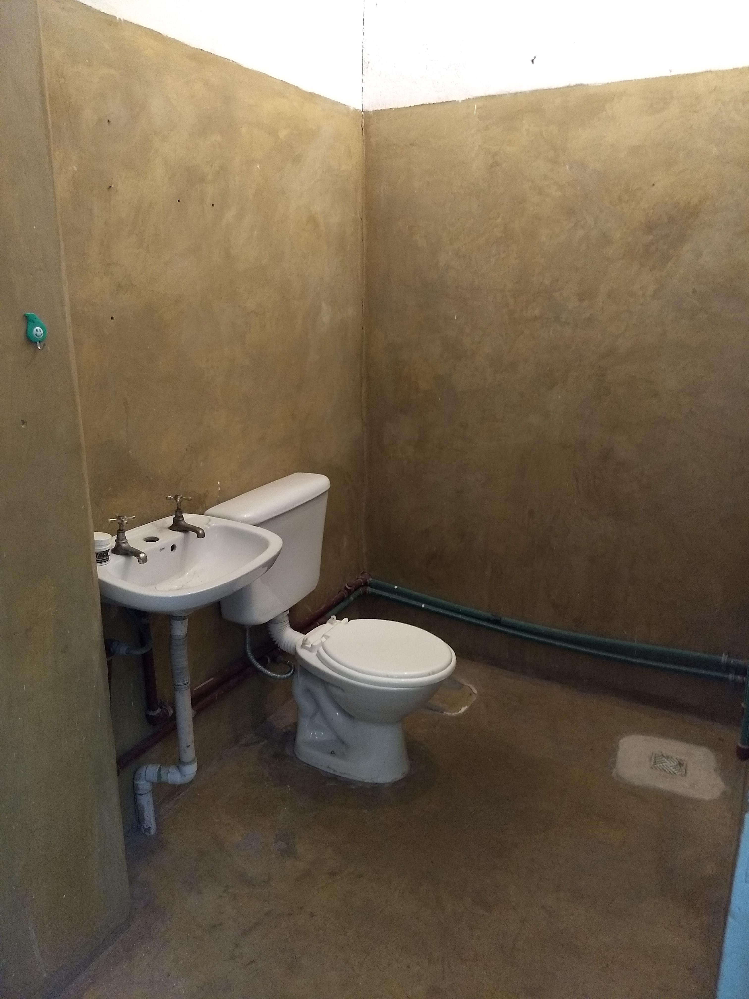 B ESCOBAR - GALPON  DEPOSITO - IMPECABLE!..