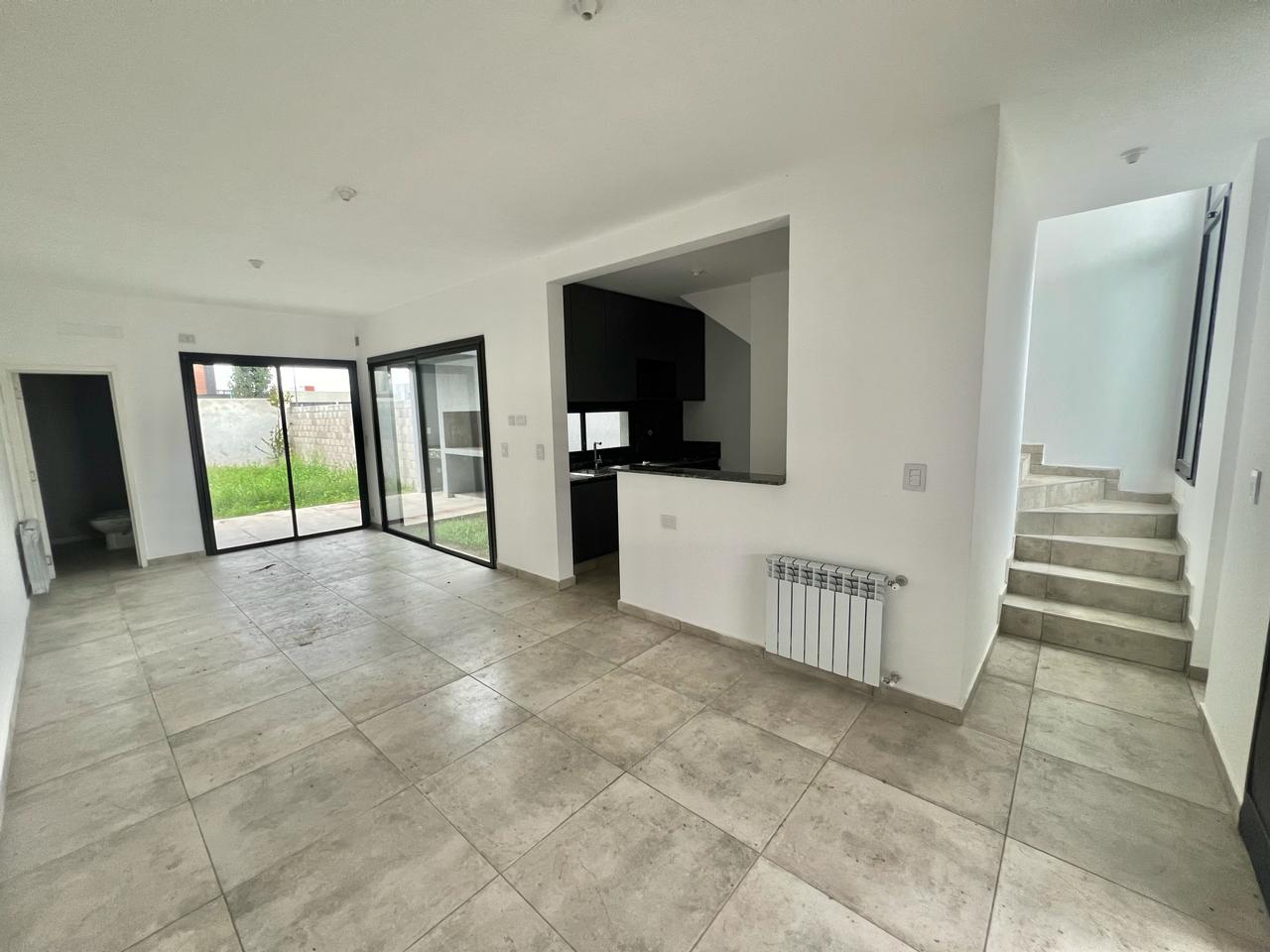 Duplex en Prados De Manantiales - 2 Dorm barrio cerrado