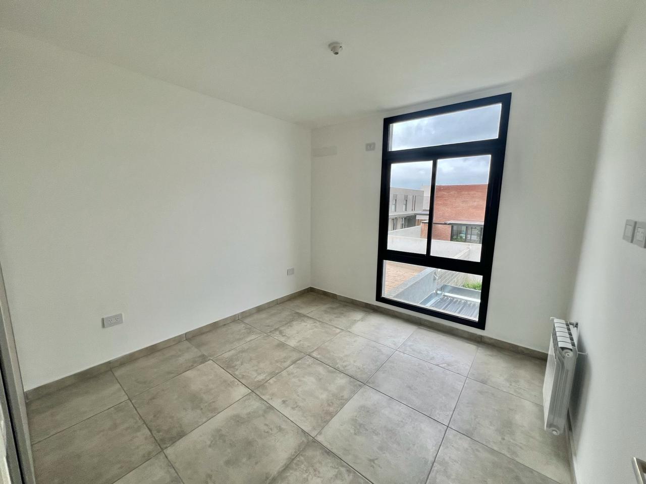 Duplex en Prados De Manantiales - 2 Dorm barrio cerrado