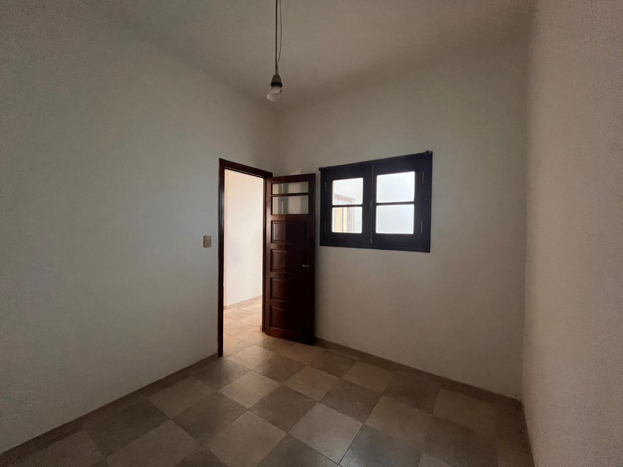 ALQUILER CASA 3 Dormitorios Patio Alberdi