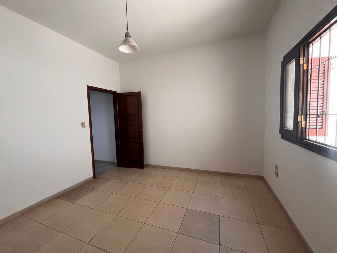 ALQUILER CASA 3 Dormitorios Patio Alberdi