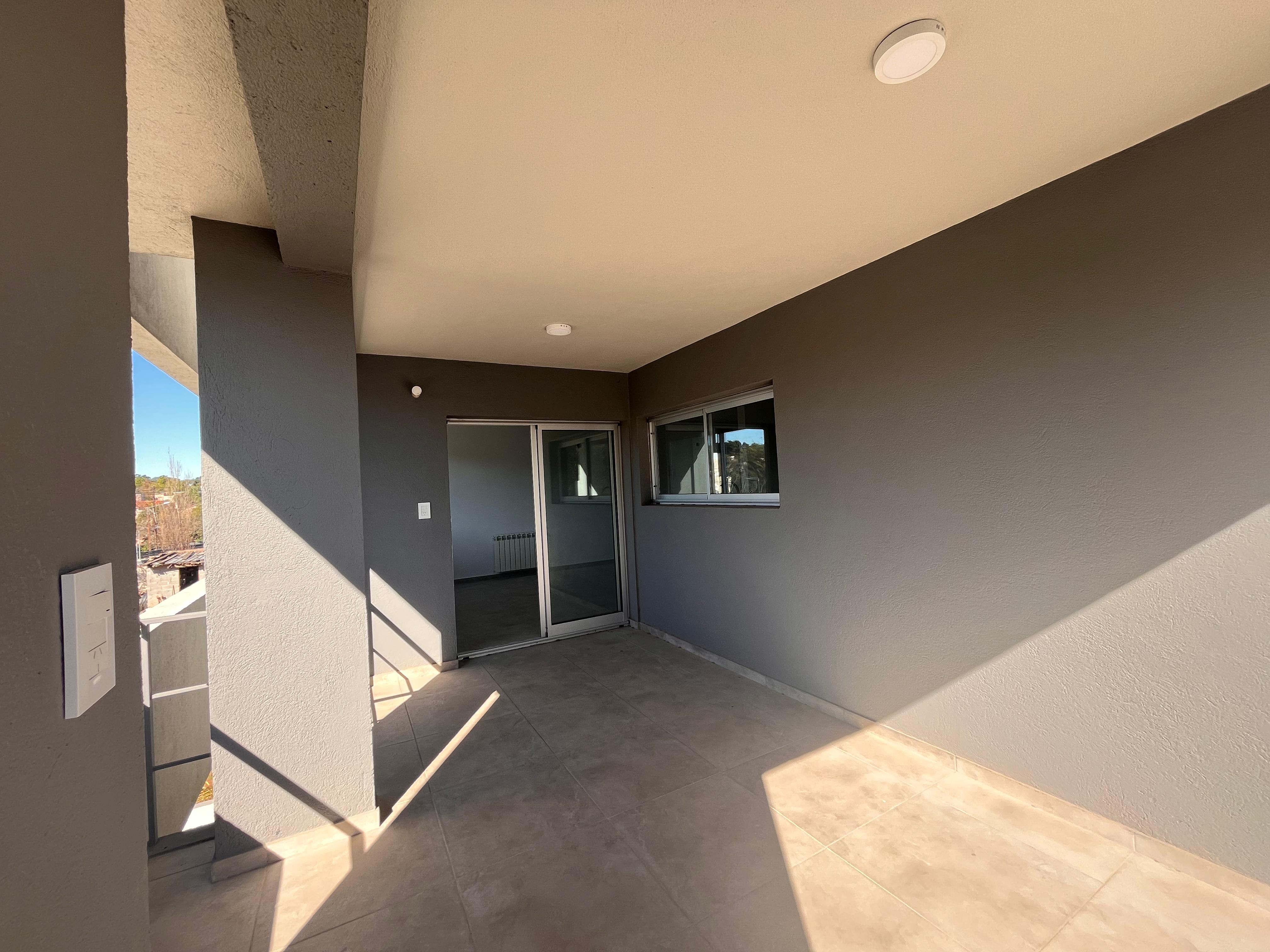 ALQUILER Depto 2 Dormitorios Cochera Housing ESTRENAR