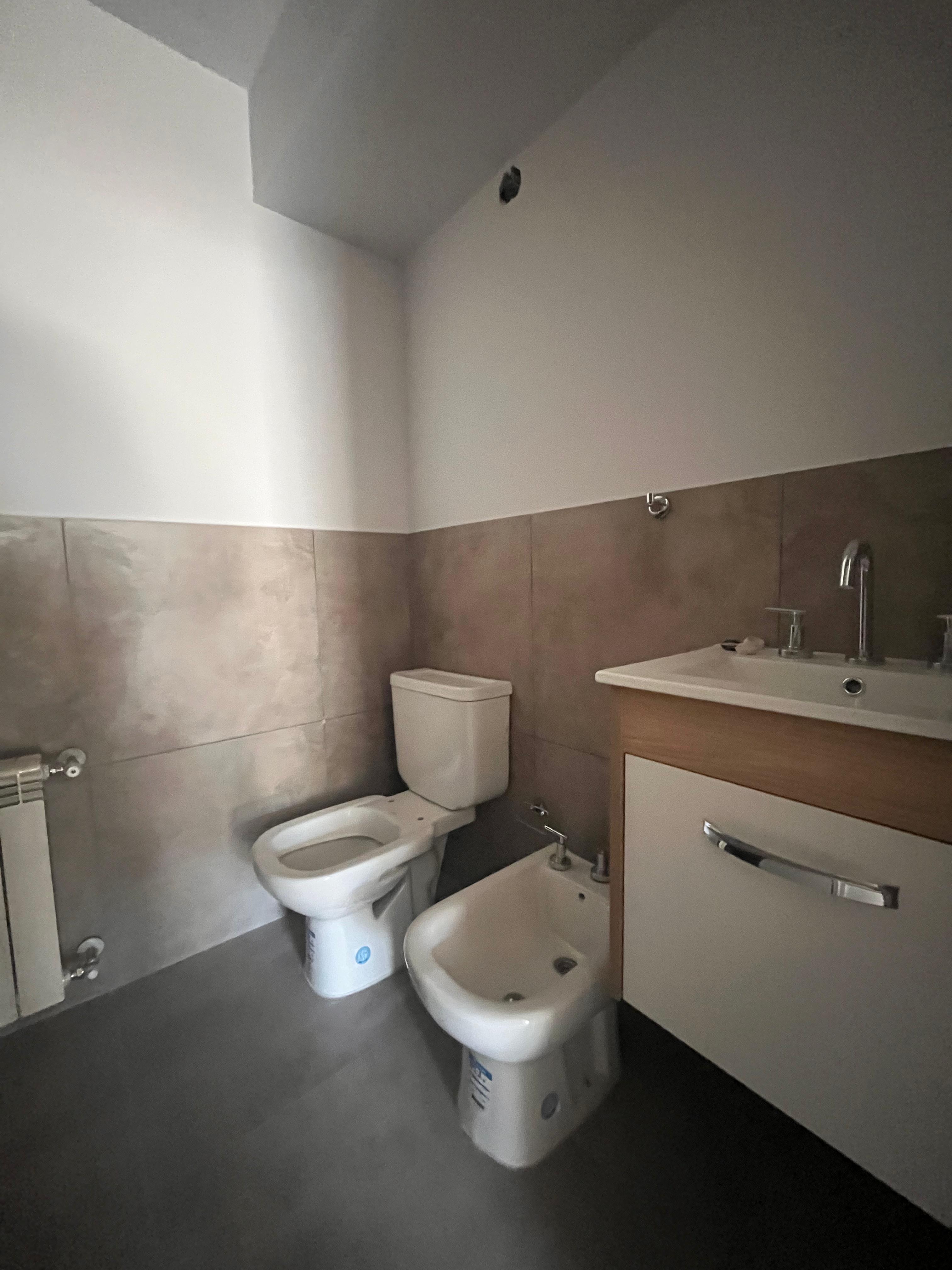 ALQUILER Depto 2 Dormitorios Cochera Housing ESTRENAR