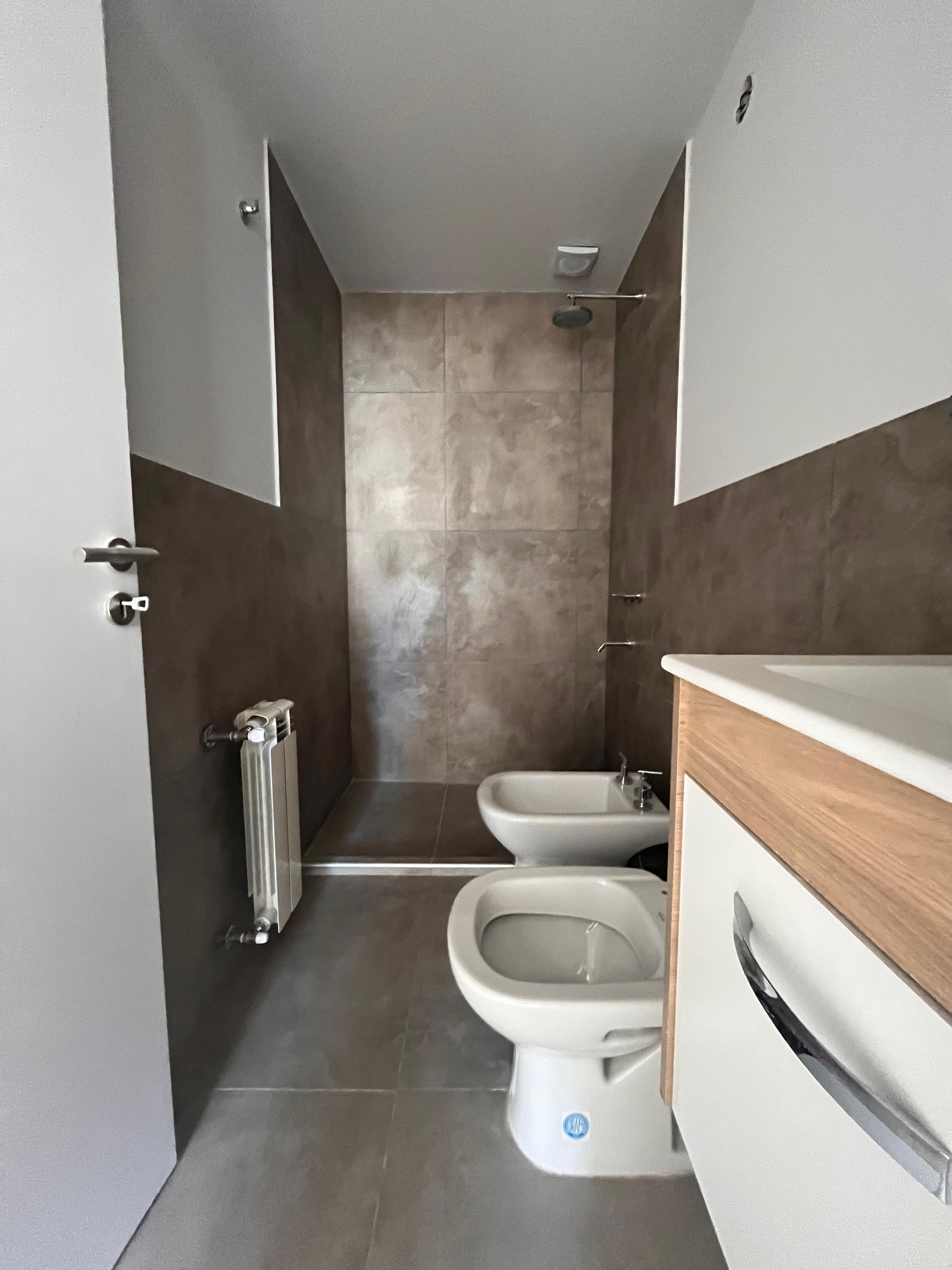 ALQUILER Depto 2 Dormitorios Cochera Housing ESTRENAR