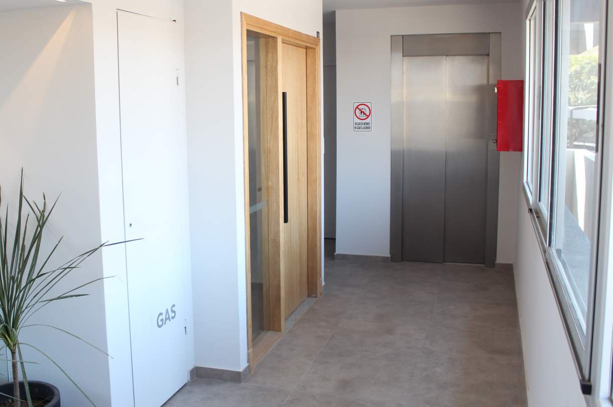 ALQUILER Depto 2 Dormitorios Cochera Housing ESTRENAR