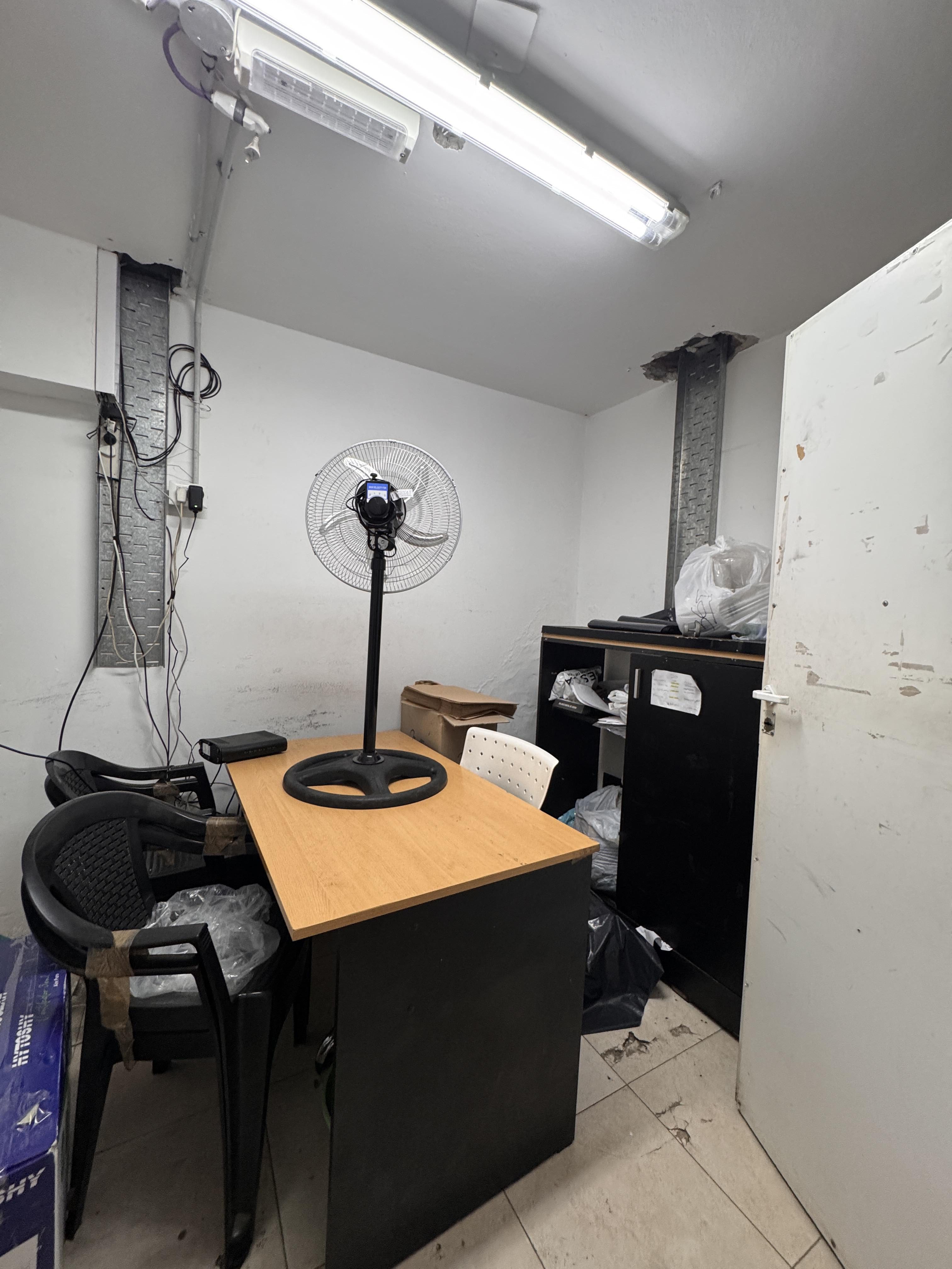 8 Metros De Vidriera En San Martín