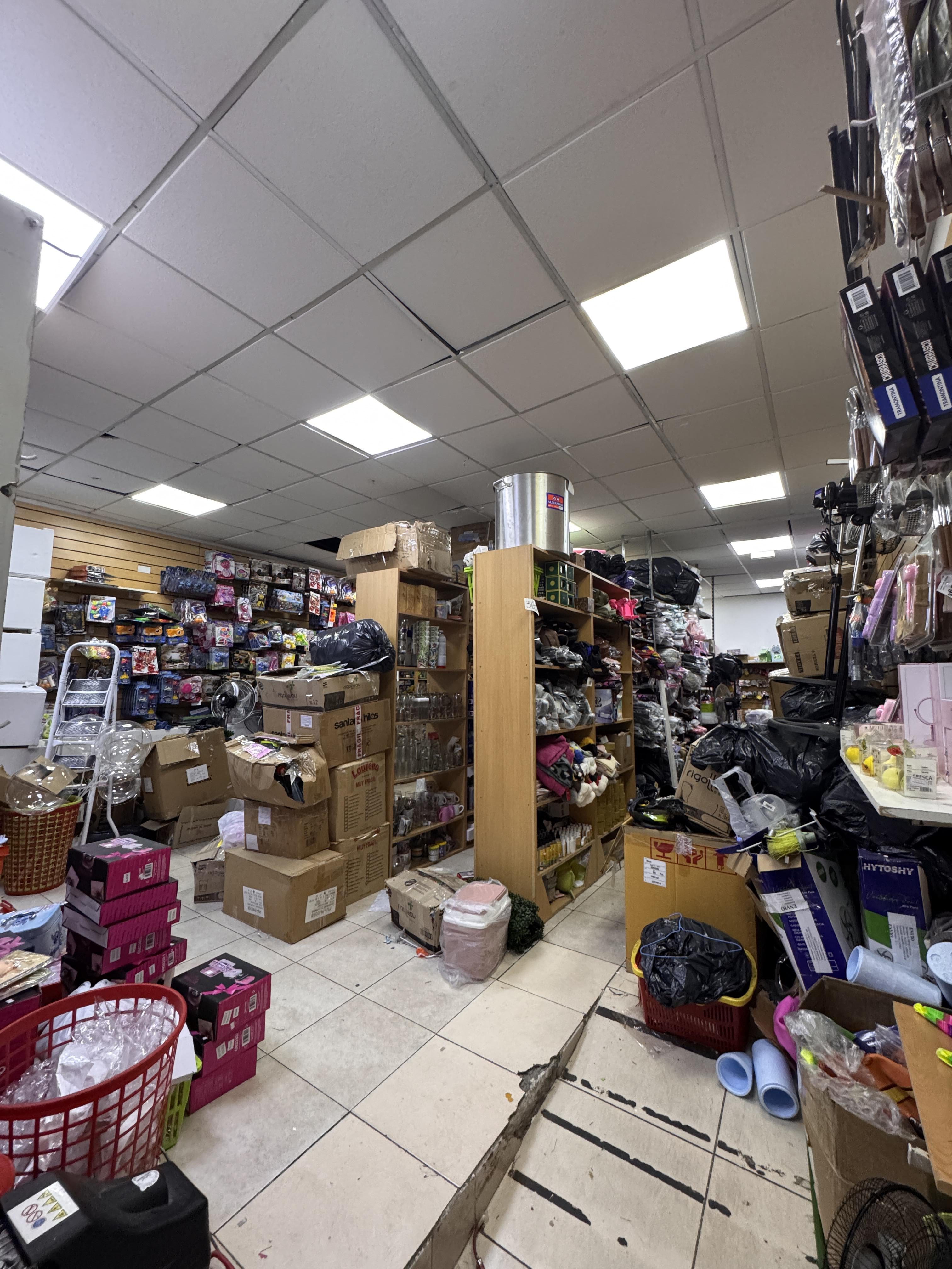 8 Metros De Vidriera En San Martín