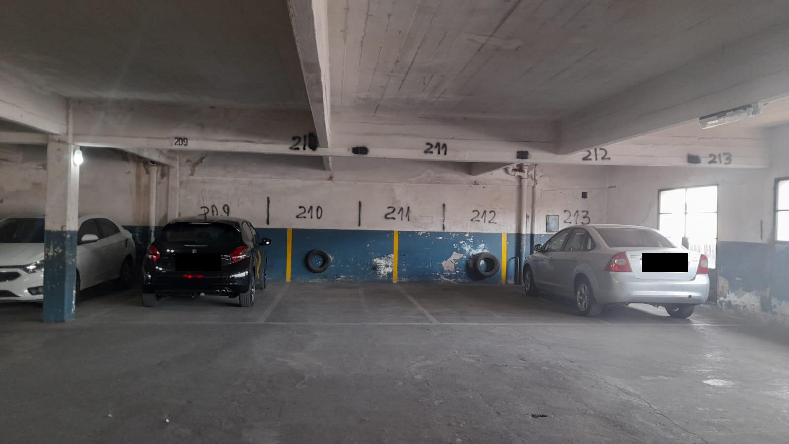 VTA DE COCHERAS EN BLOQUE CENTRO