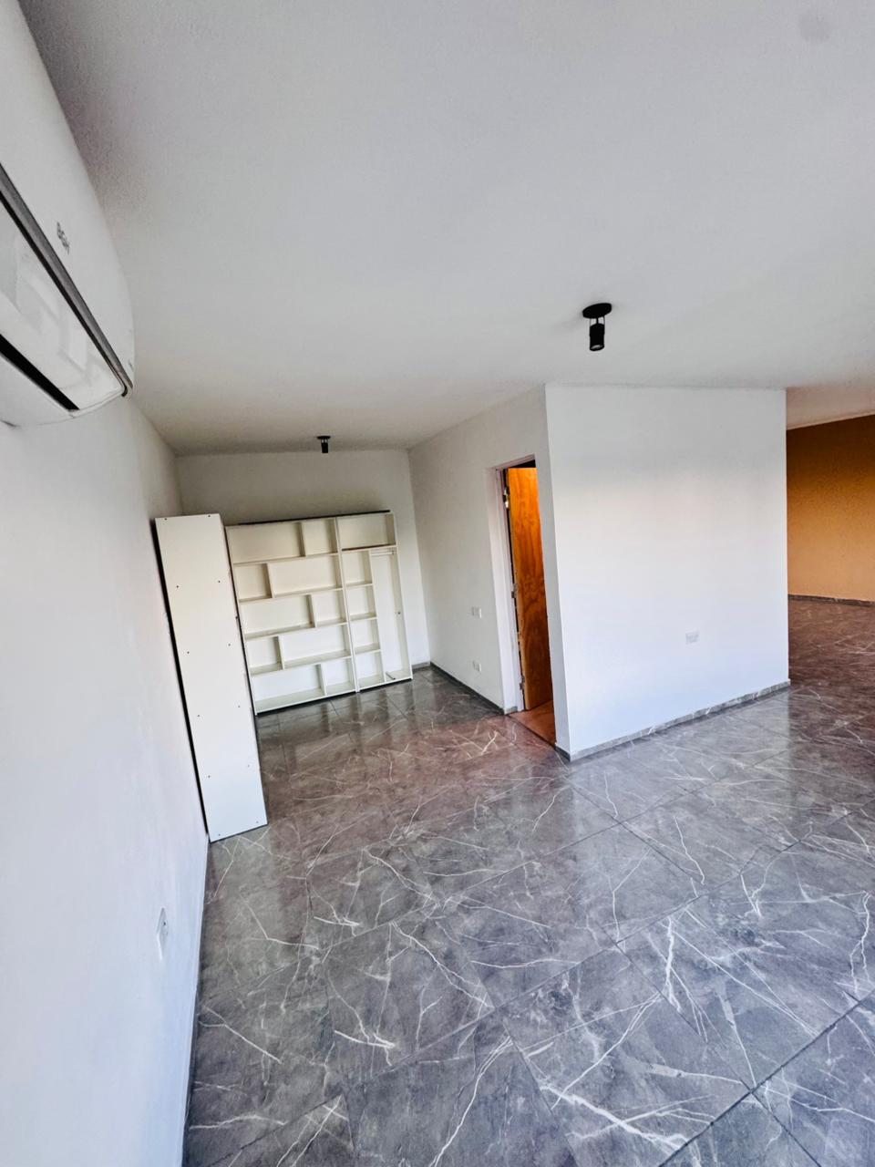 GMLPROPIEDADES ALQUILA CASA EN B VALLE ALEGRE