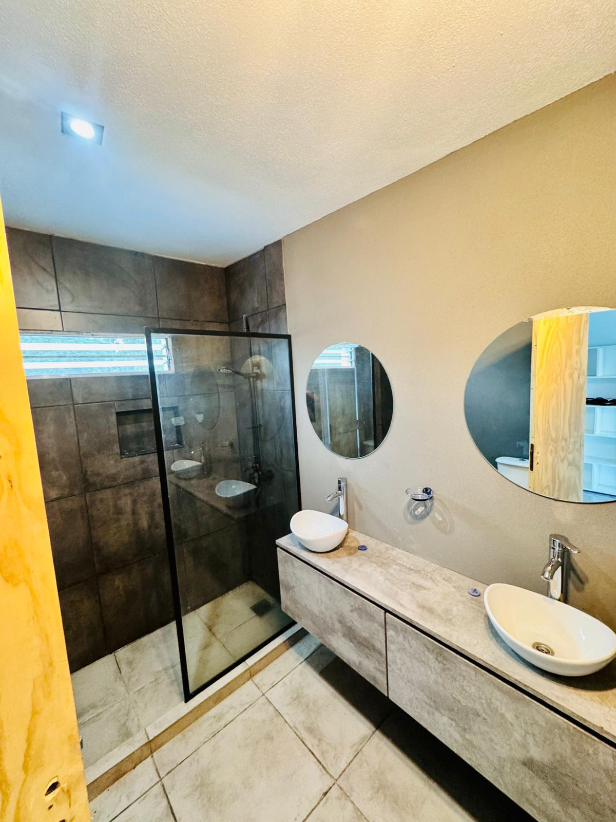 GMLPROPIEDADES ALQUILA CASA EN B VALLE ALEGRE