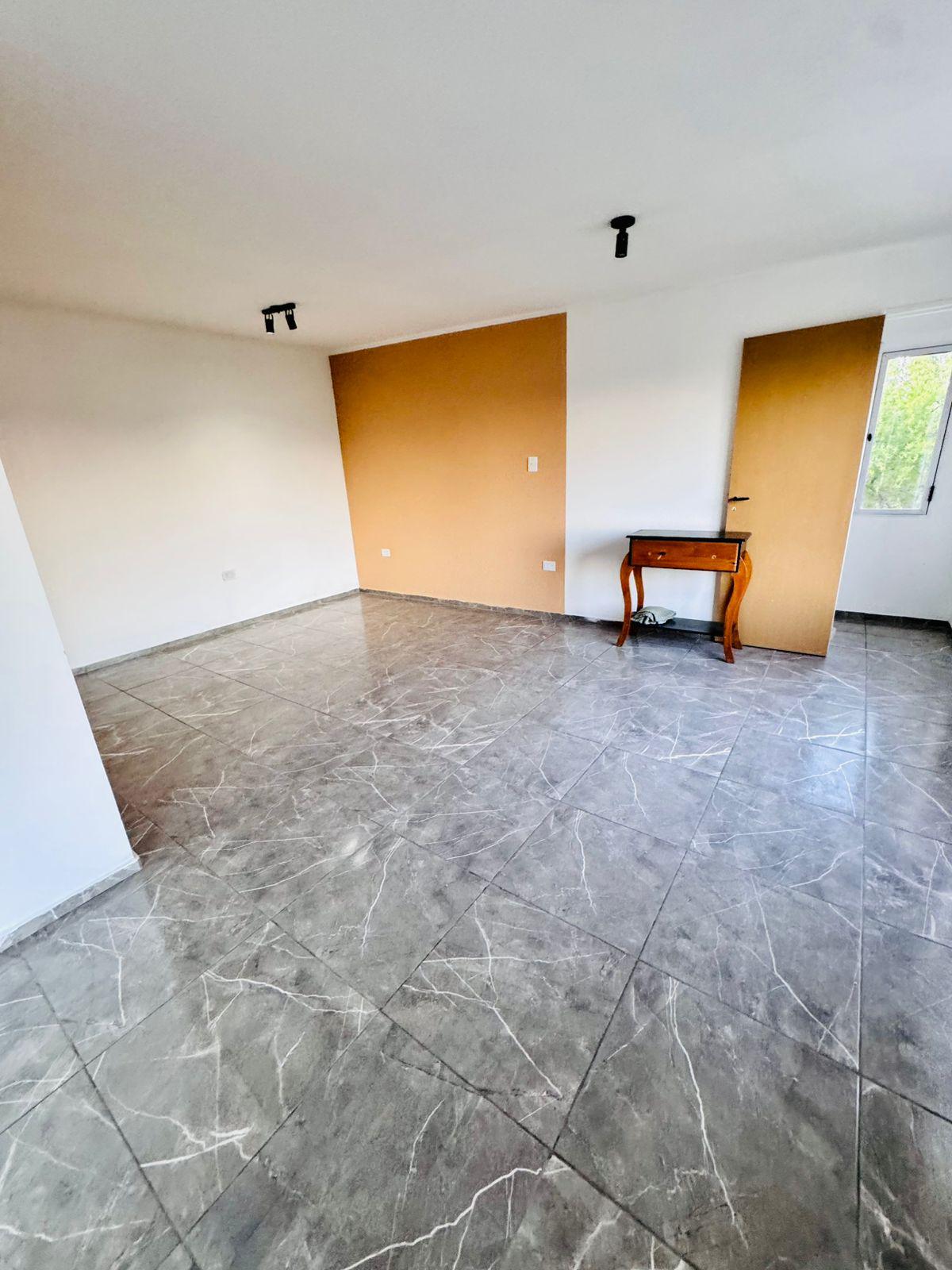 GMLPROPIEDADES ALQUILA CASA EN B VALLE ALEGRE