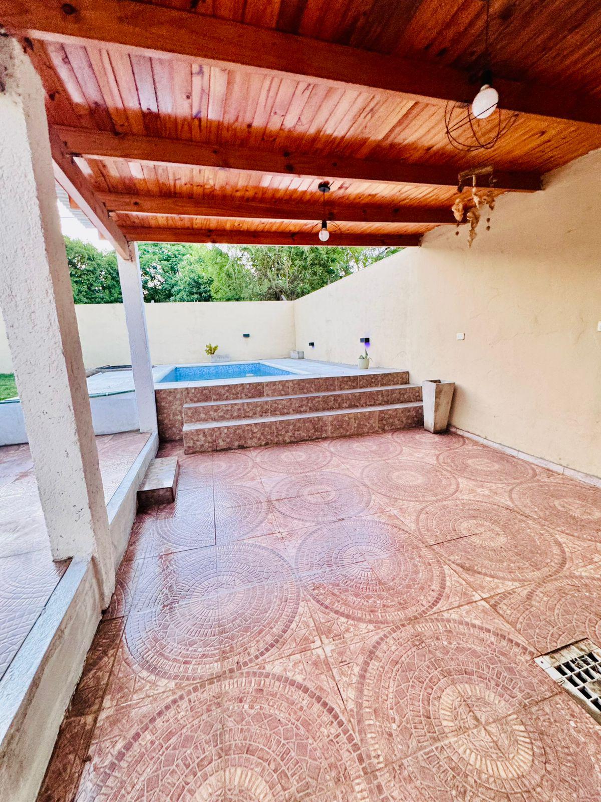 GMLPROPIEDADES ALQUILA CASA EN B VALLE ALEGRE