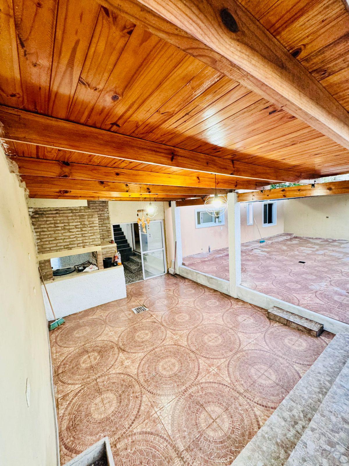 GMLPROPIEDADES ALQUILA CASA EN B VALLE ALEGRE