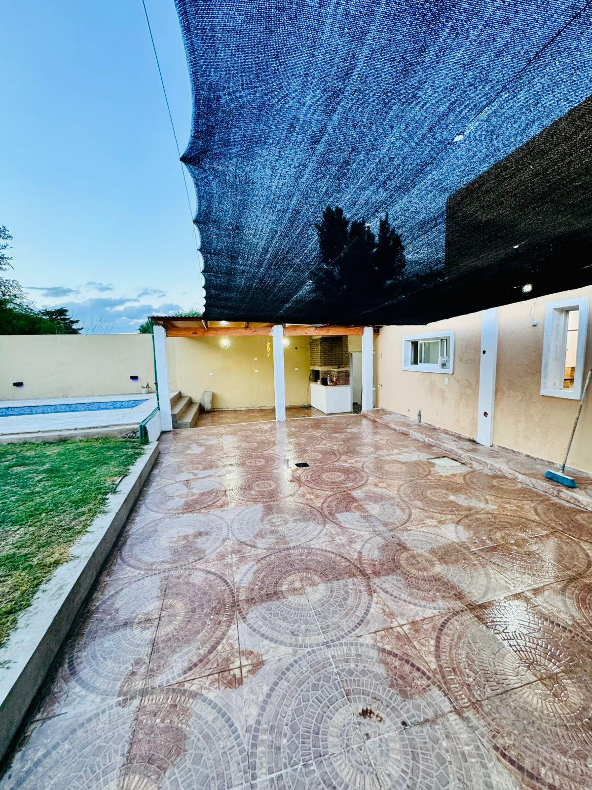 GMLPROPIEDADES ALQUILA CASA EN B VALLE ALEGRE