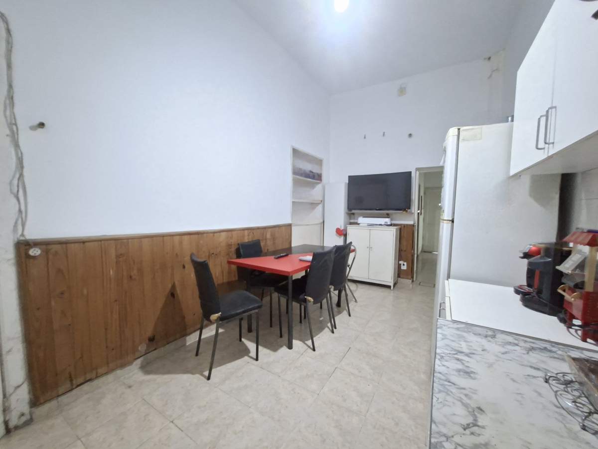 VENTA CASA 4 DORMITORIOS ALBERDI
