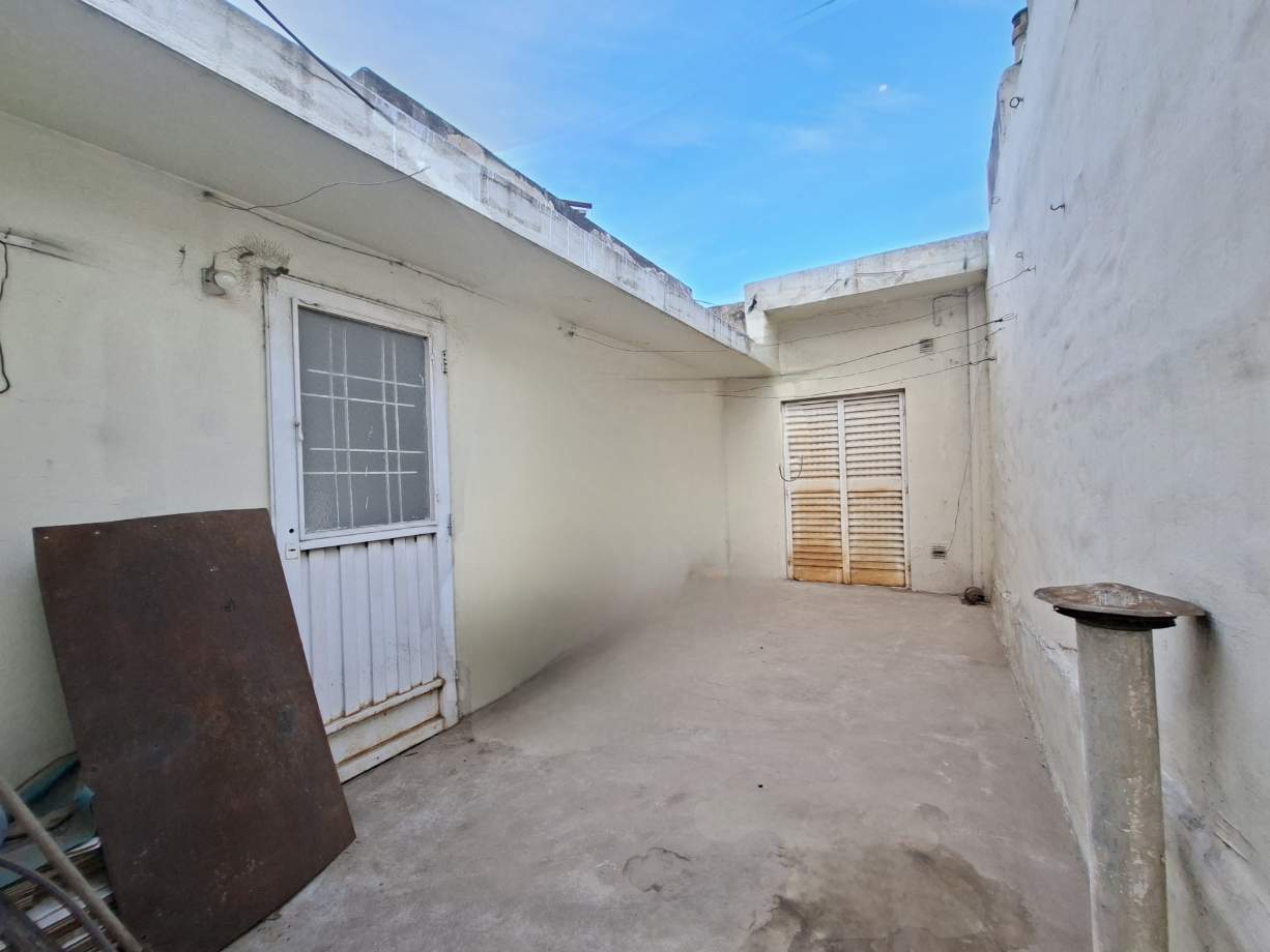 VENTA CASA 4 DORMITORIOS ALBERDI