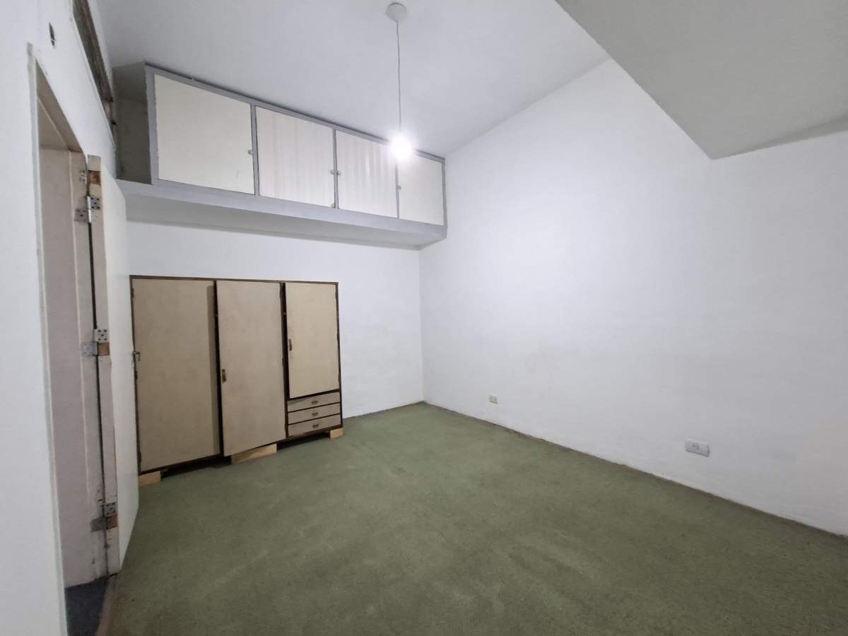 VENTA CASA 4 DORMITORIOS ALBERDI