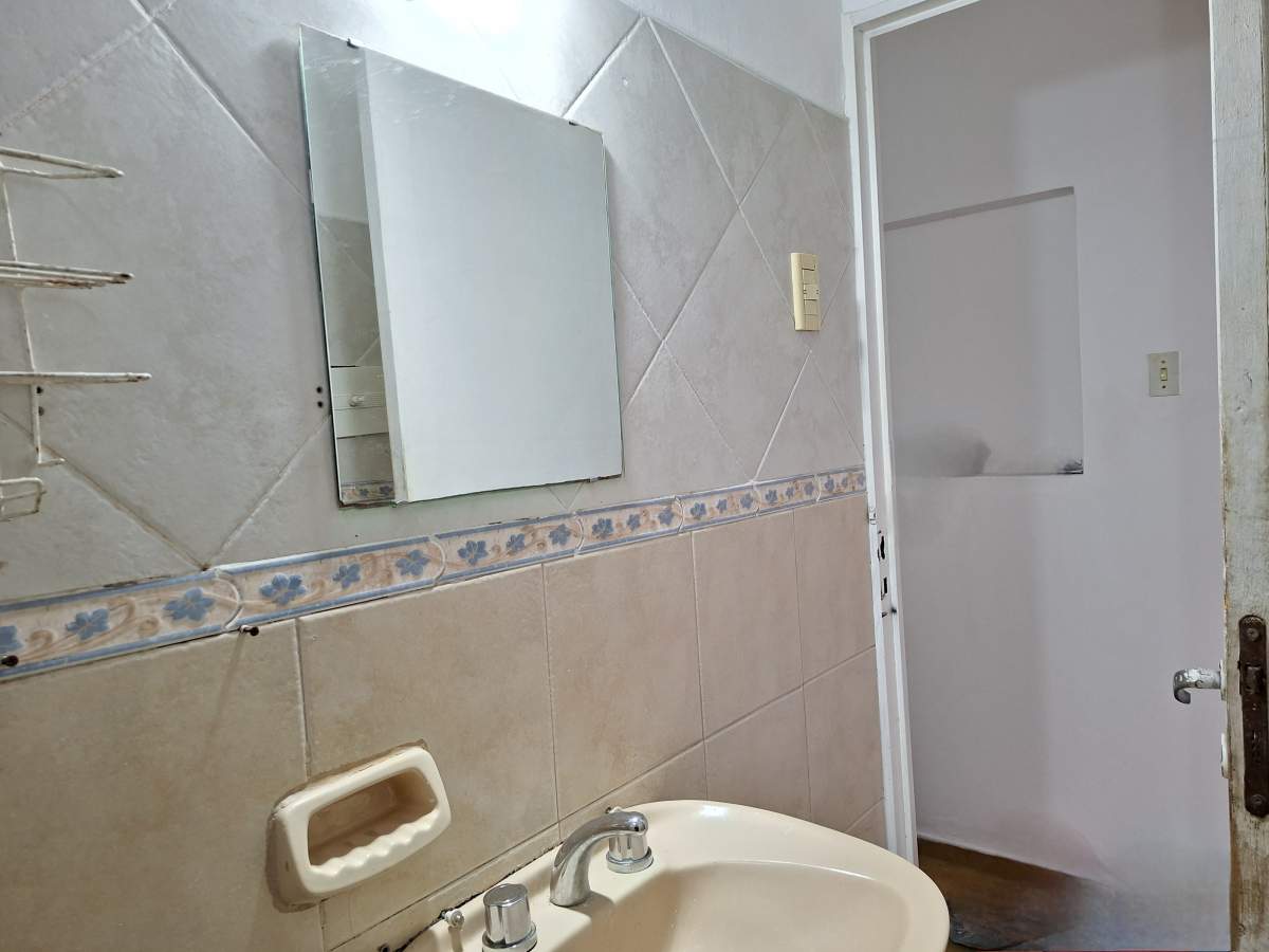 VENTA CASA 4 DORMITORIOS ALBERDI