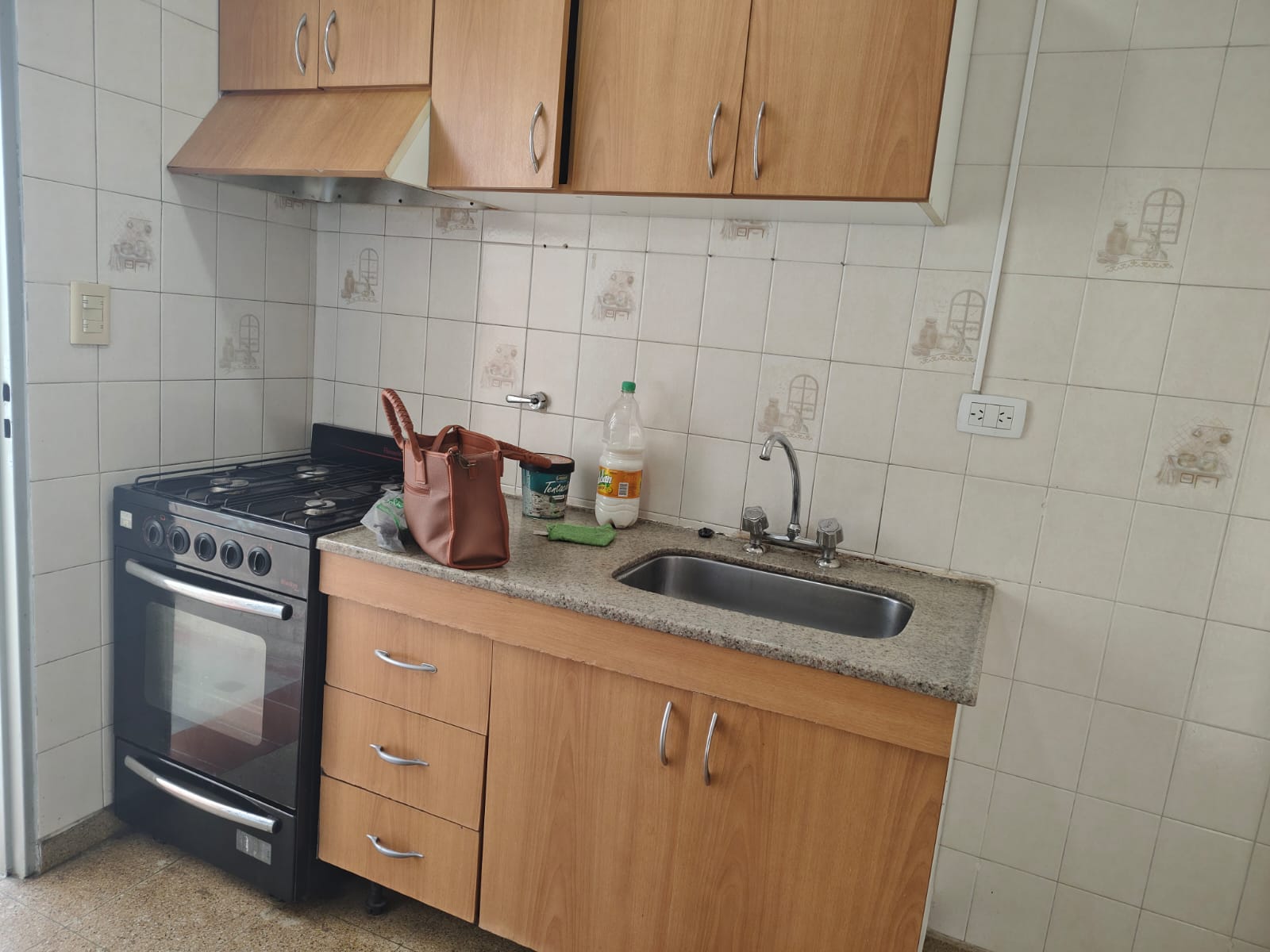 GMLPROPIEDADES ALQUILA DPTO EN B CRISOL SUR