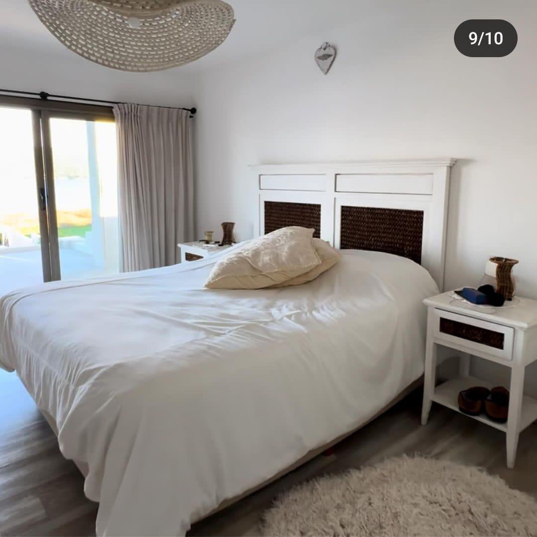Casa de categoria en venta en Villa Lago Azul con Bajada al Lago