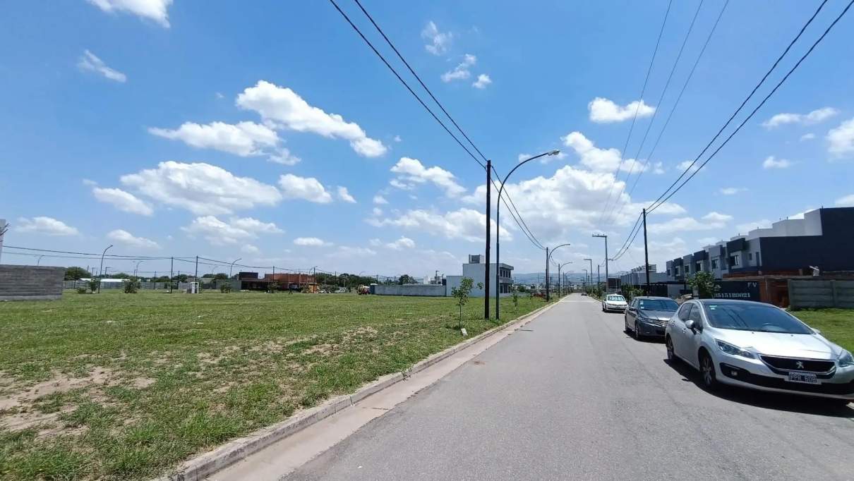 Se vende terreno apto duplex Barrio Norte 360mts