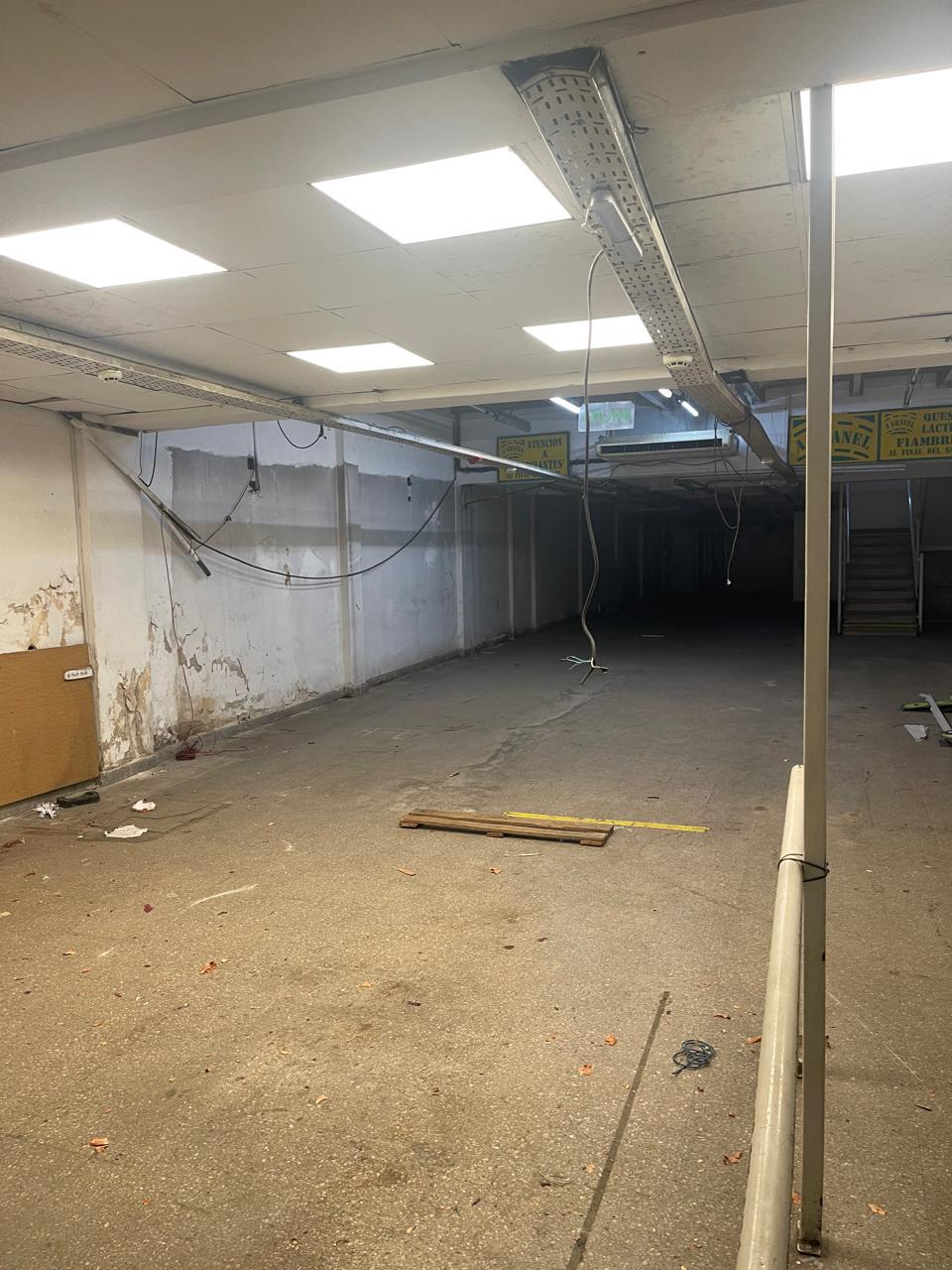 ¡OPORTUNIDAD ÚNICA! ALQUILAMOS  Ex Supermercado de 640m en Pleno Centro y Mercado Norte