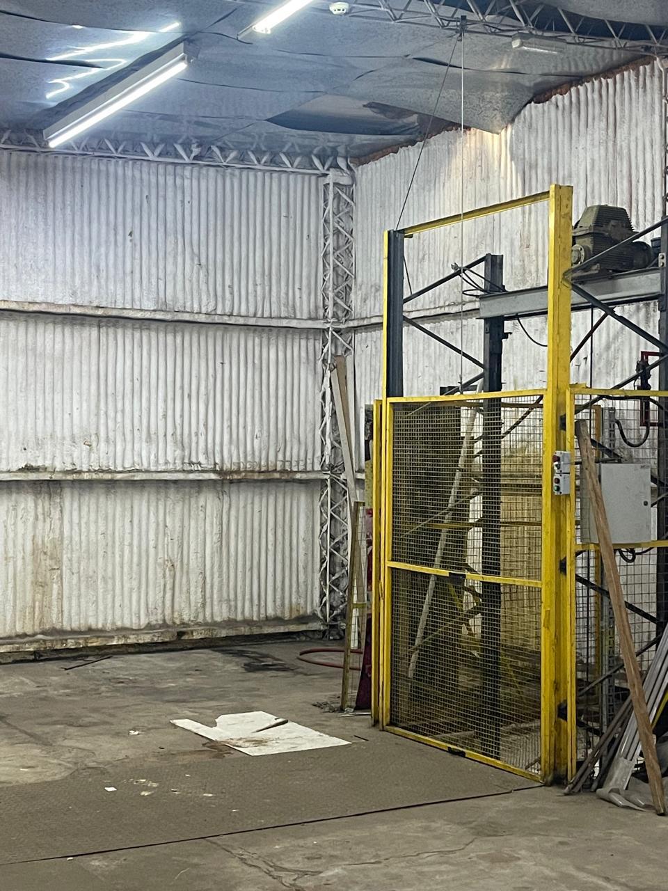 ¡OPORTUNIDAD ÚNICA! ALQUILAMOS  Ex Supermercado de 640m en Pleno Centro y Mercado Norte