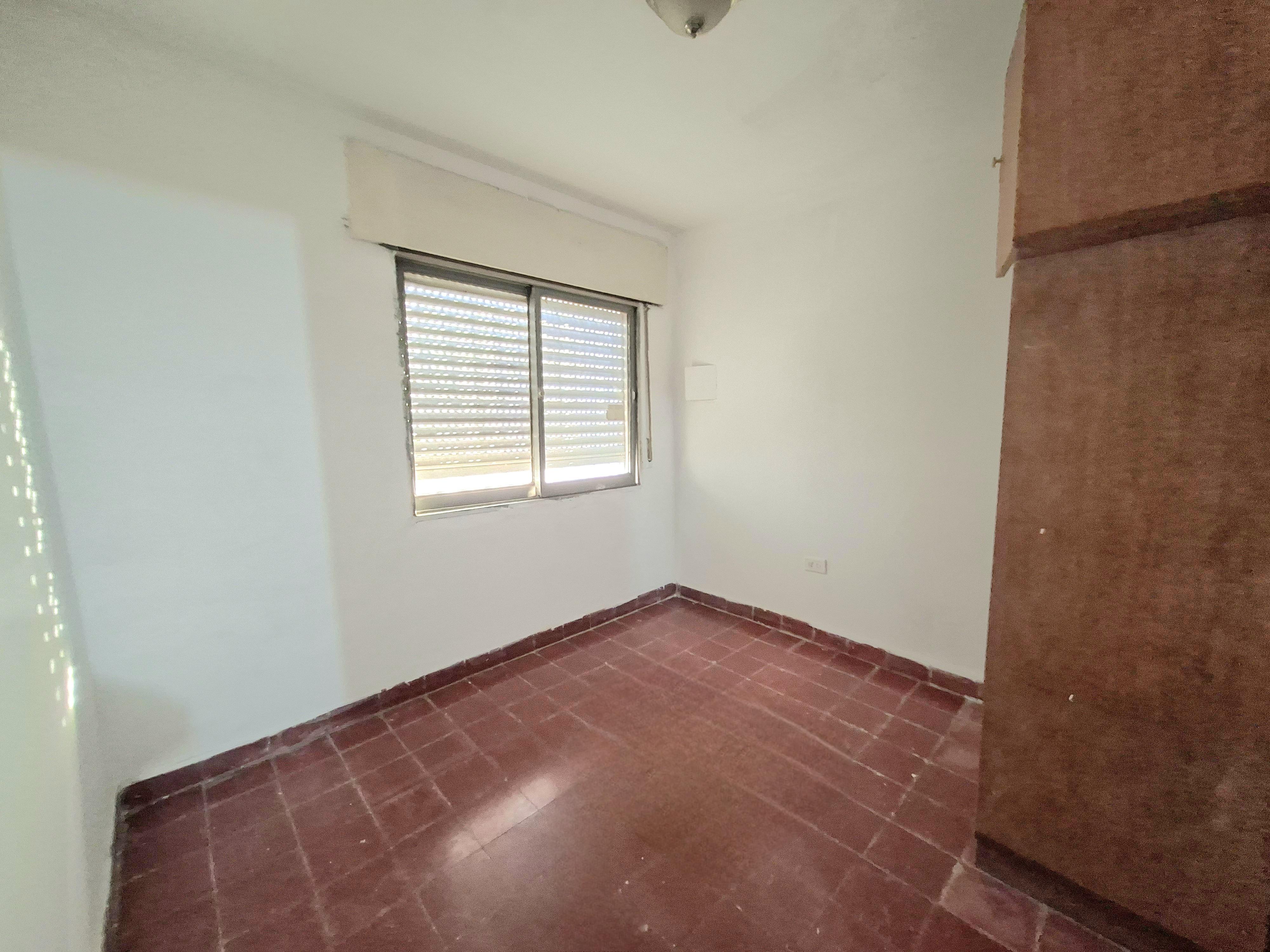 ALQUILER CASA DOS DORMITORIOS BARRIO JARDÍN