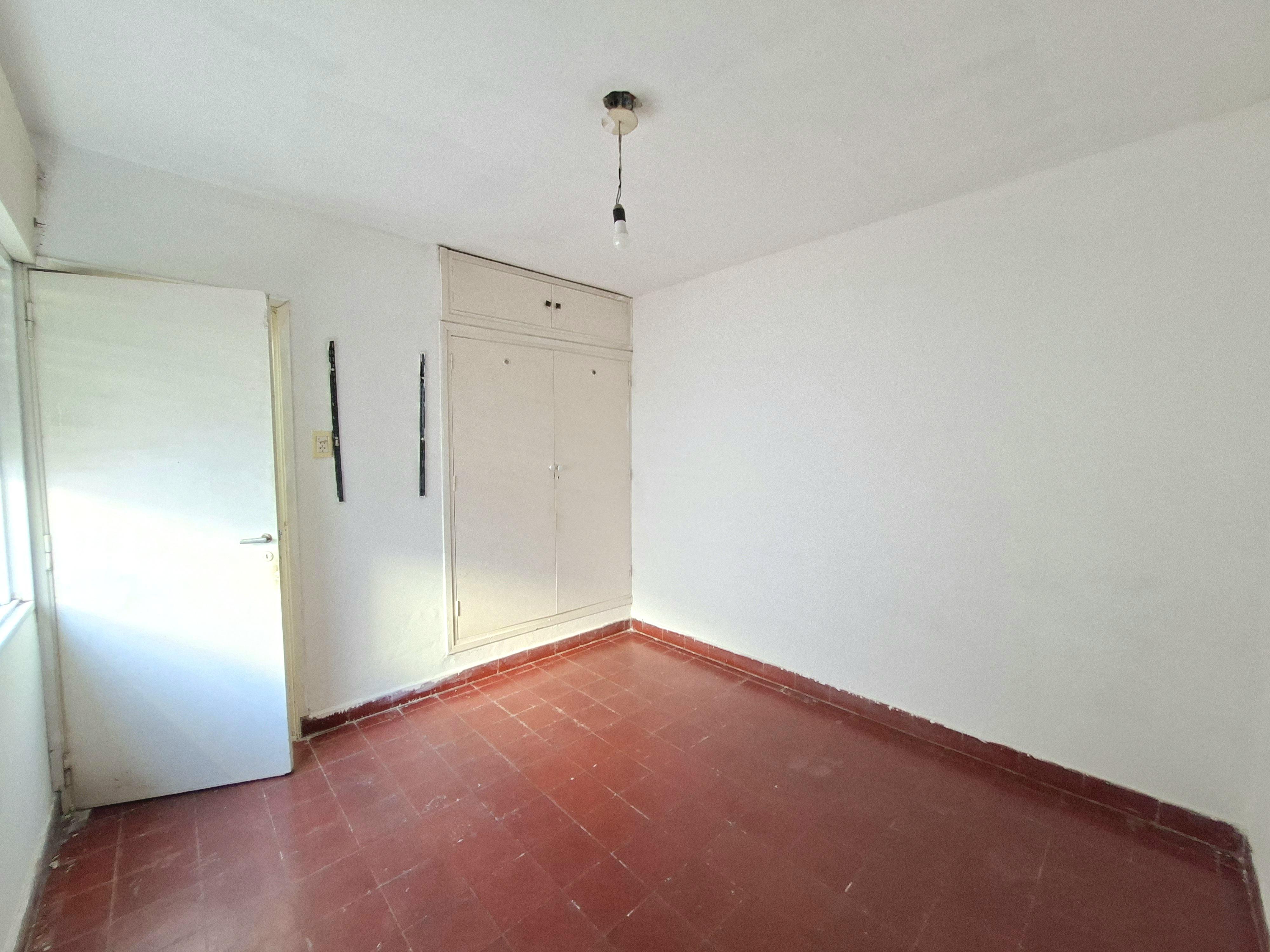 ALQUILER CASA DOS DORMITORIOS BARRIO JARDÍN