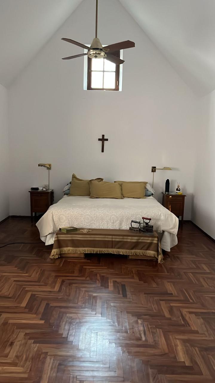 Alquiler Temporal Villa Allende Gof - 5 Dormitorios